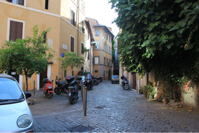 vicolo di trastevere