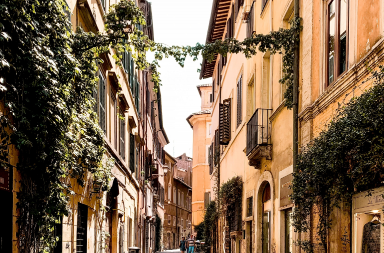 vicolo di trastevere